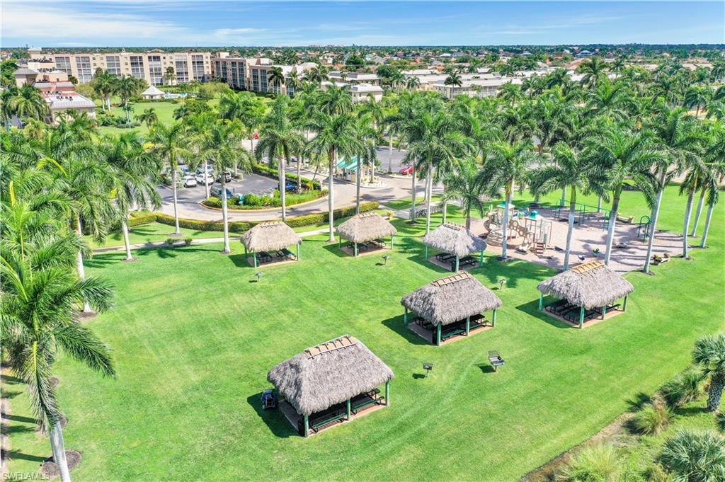 ISLAND MANOR APTS - Residential