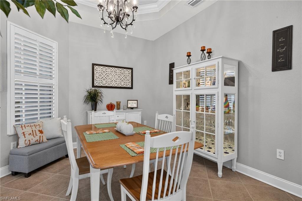 EMERSON SQUARE - Residential