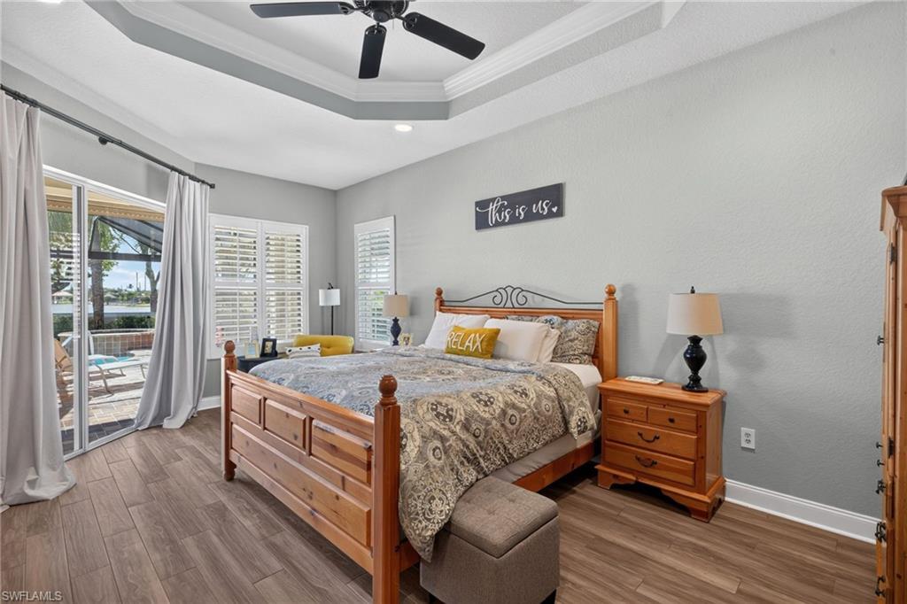 EMERSON SQUARE - Residential