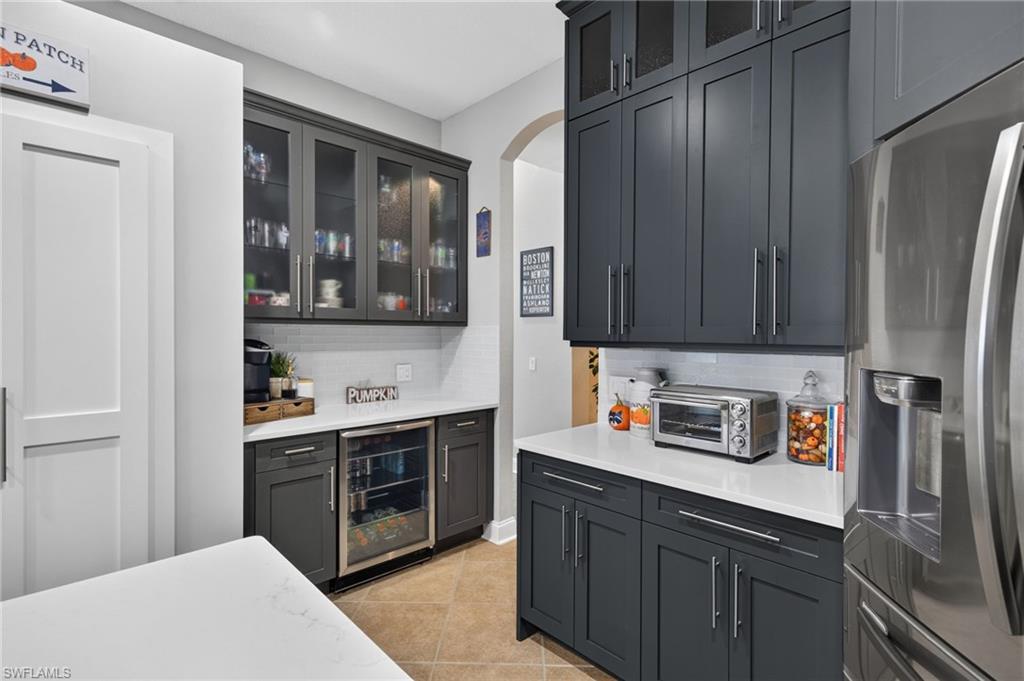 EMERSON SQUARE - Residential