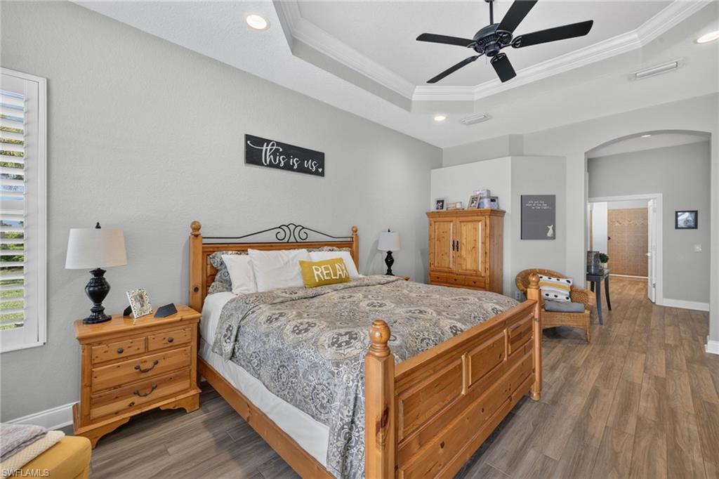 EMERSON SQUARE - Residential