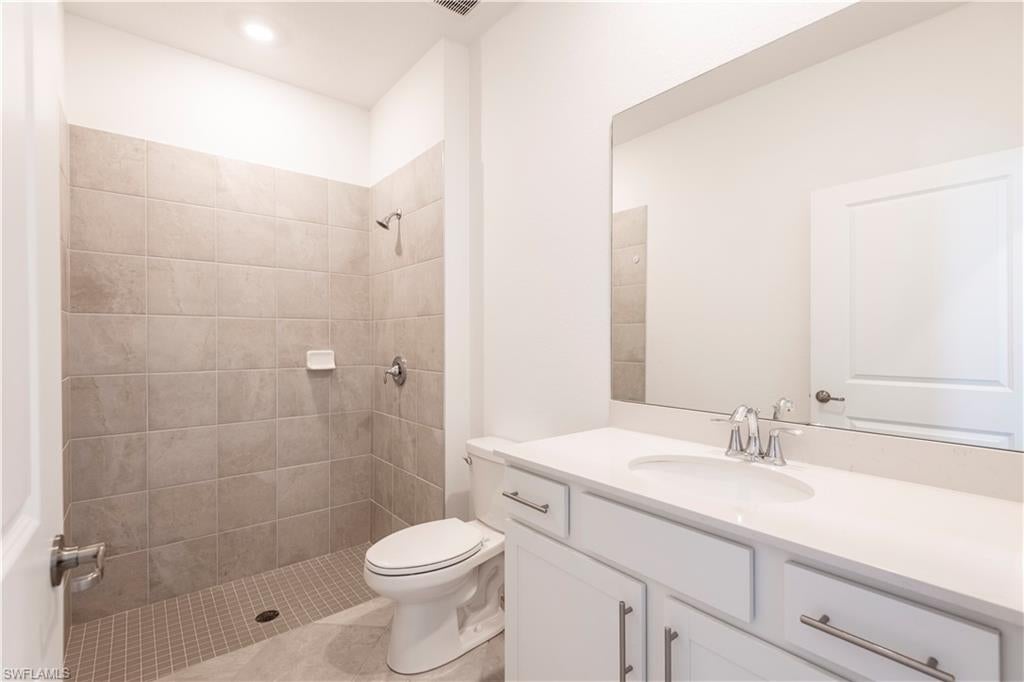 TUCKERS COVE - Residential