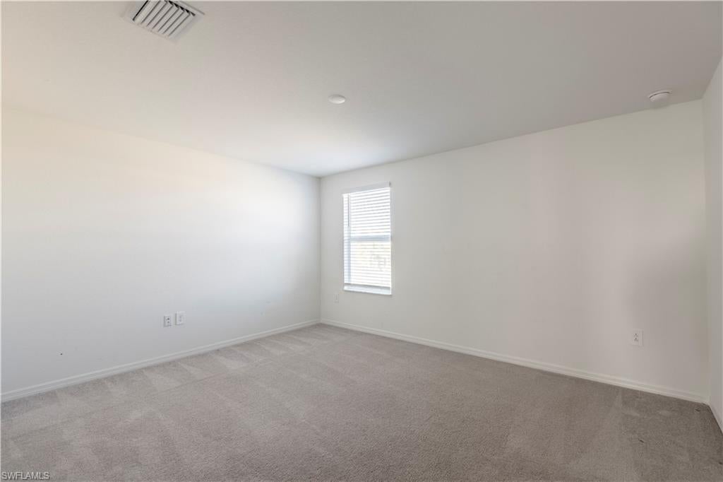 TUCKERS COVE - Residential