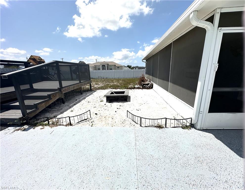 CAPE CORAL - Residential