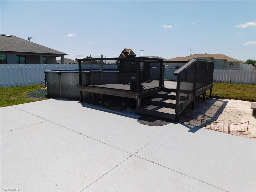 CAPE CORAL - Residential
