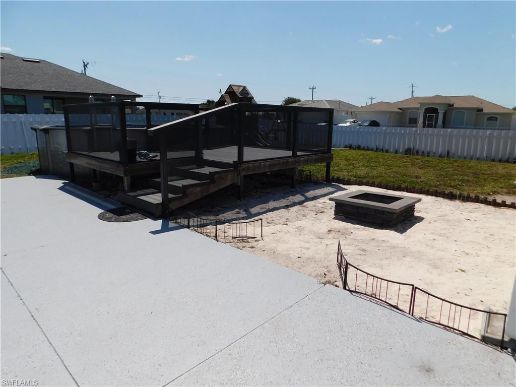 CAPE CORAL - Residential