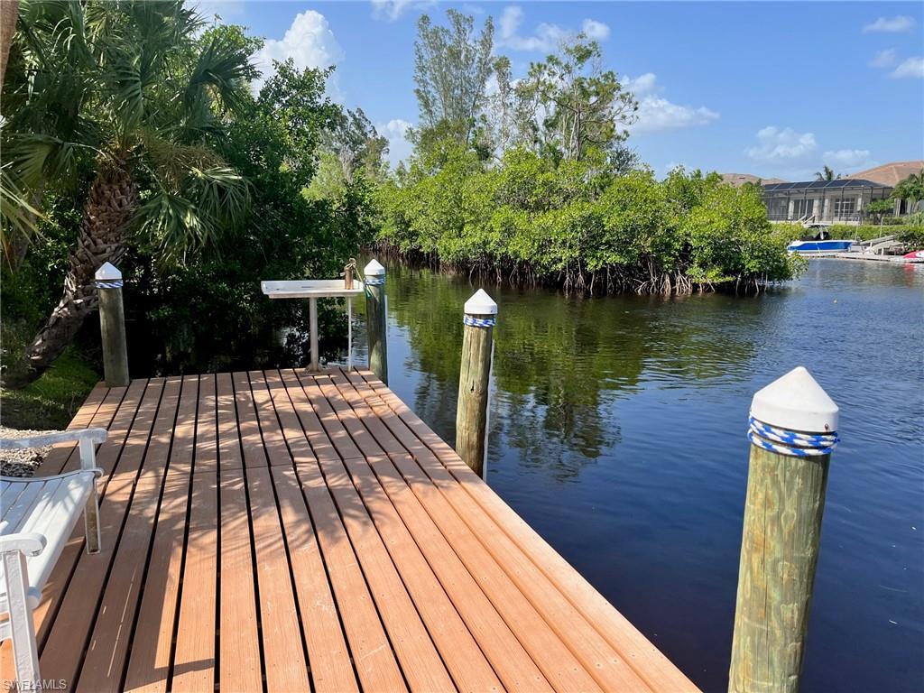 ISLAND PARK WOODS - Residential