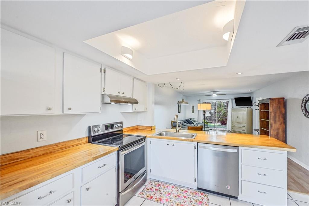 NAPLES TRACE - Residential