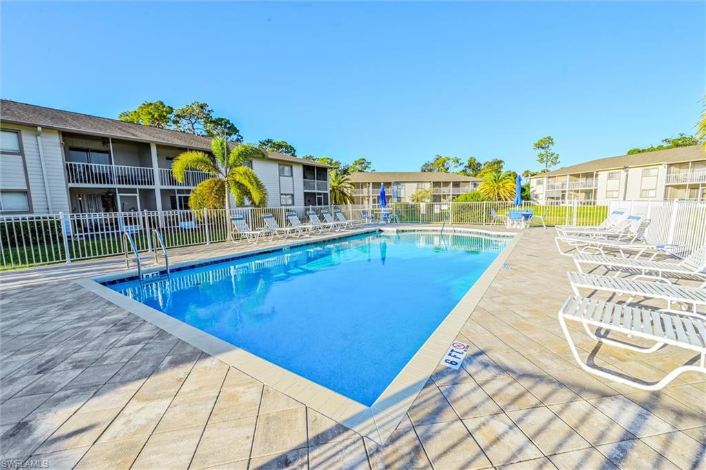 NAPLES TRACE - Residential