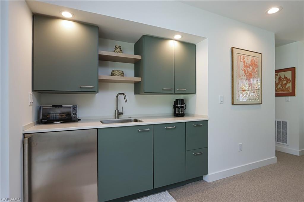OLDE NAPLES - Residential Lease