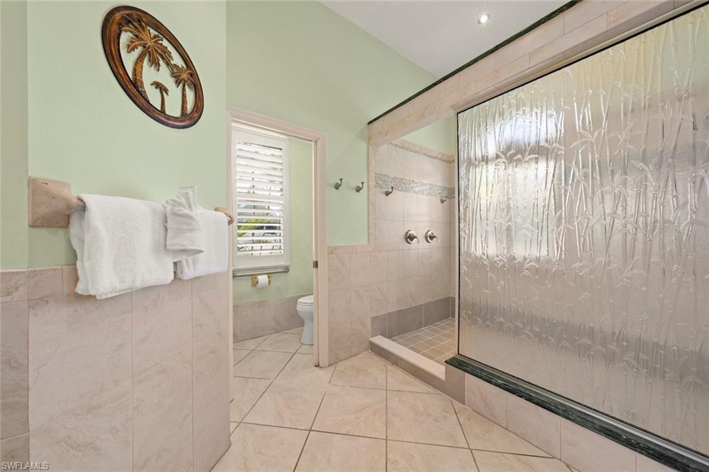 BEACHVIEW COUNTRY CLUB ESTATES - Residential
