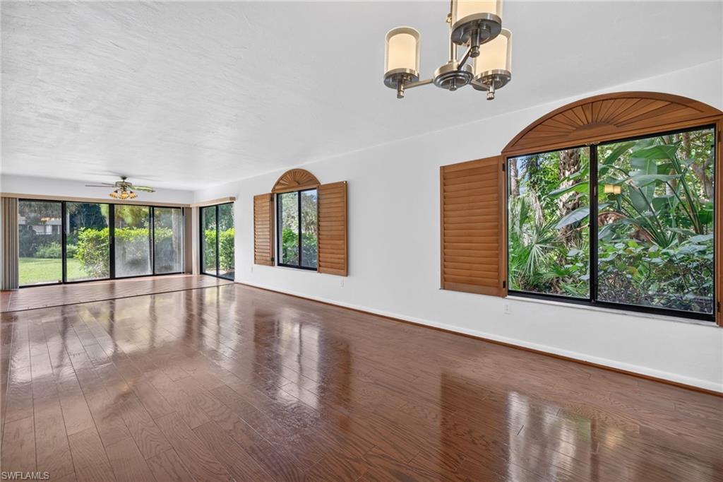 CATALINA - Residential Lease