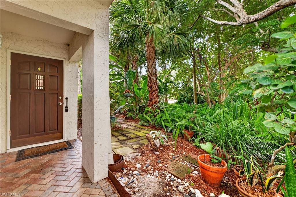 CATALINA - Residential Lease