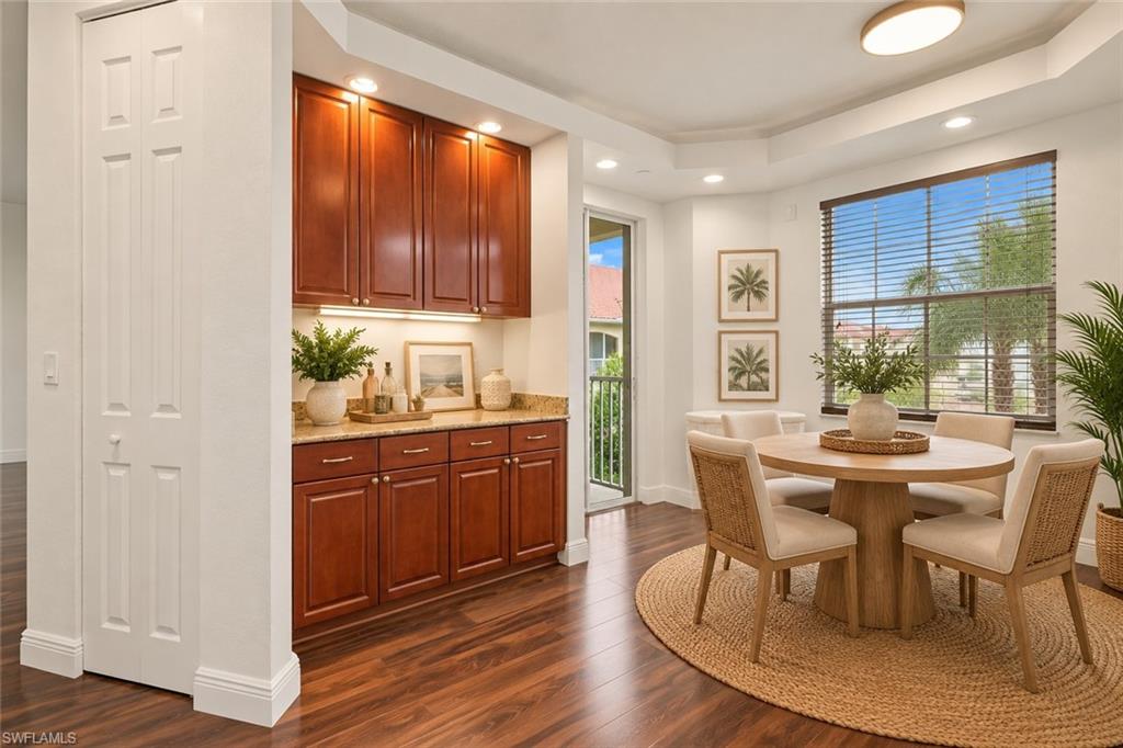 VAN LOON COMMONS - Residential