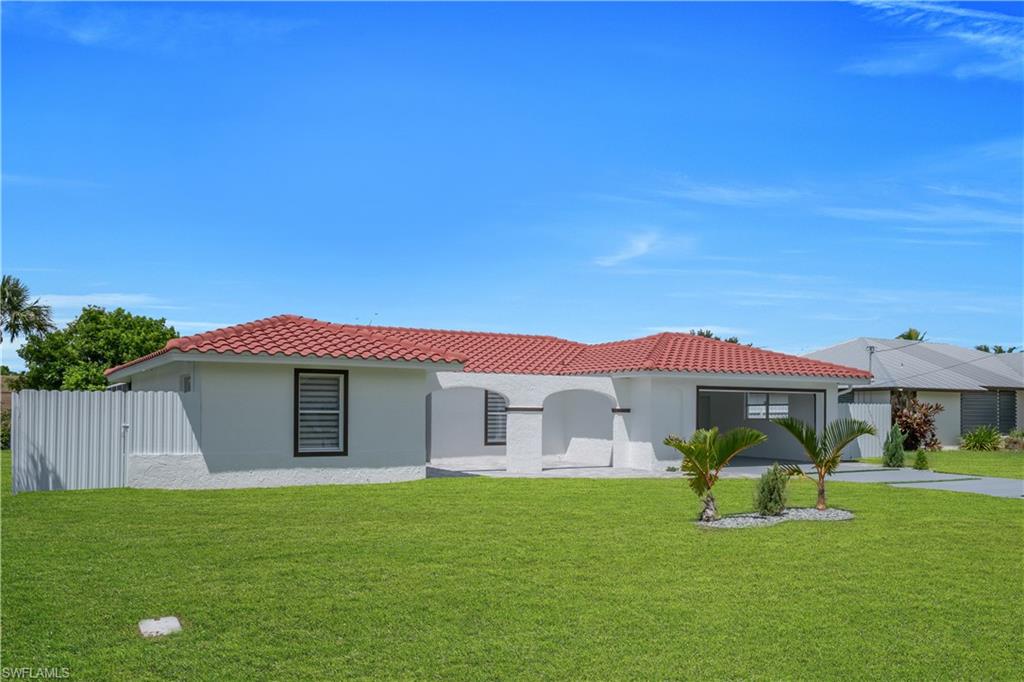 CAPE CORAL - Residential