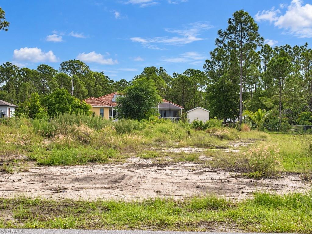 LEHIGH ACRES - Land