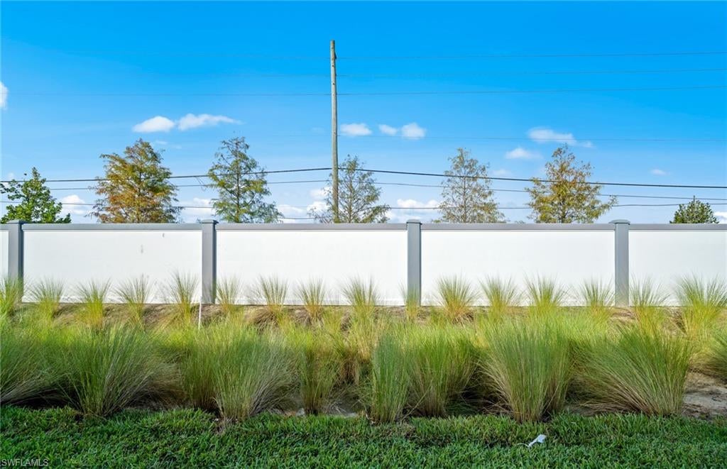 SOLIS GRANDE - Residential