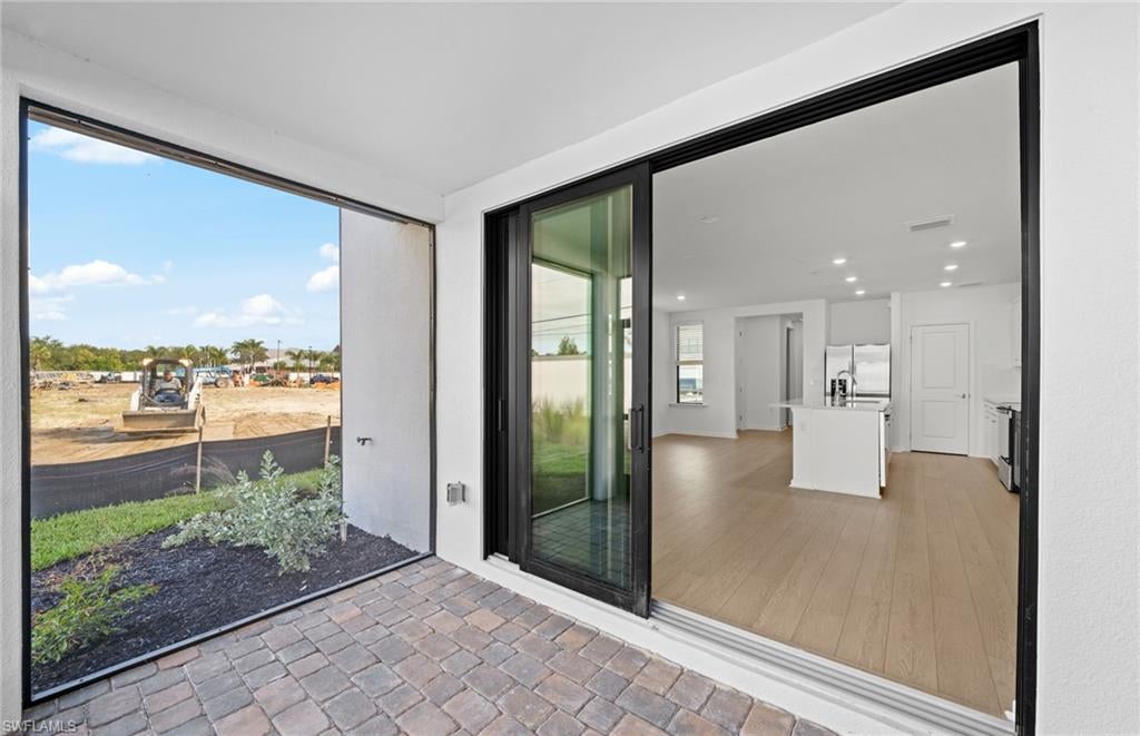 SOLIS GRANDE - Residential