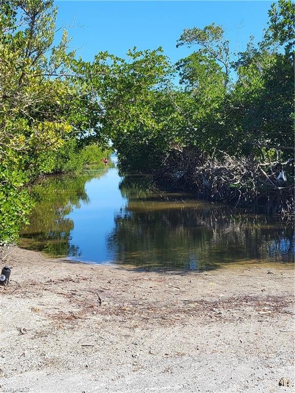 PINE ISLAND TROPICAL HOMESITES - Land