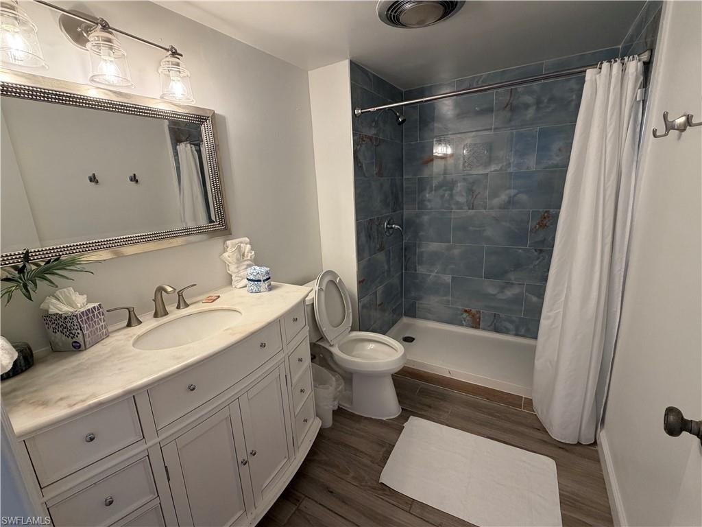 CRECIENTE CONDO NORTH - Residential