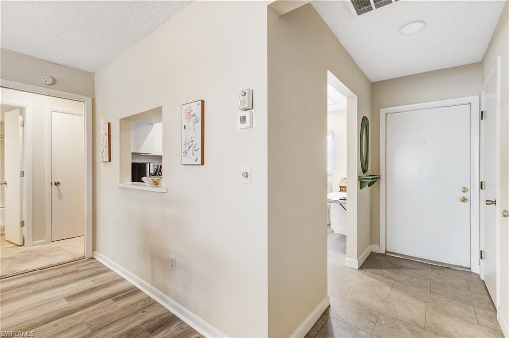MYERLEE ESQUIRE COURTS CONDO - Residential