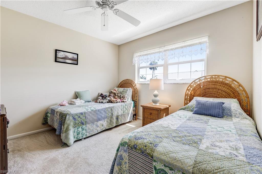 MYERLEE ESQUIRE COURTS CONDO - Residential