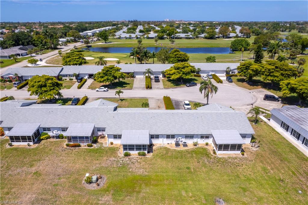 MYERLEE ESQUIRE COURTS CONDO - Residential