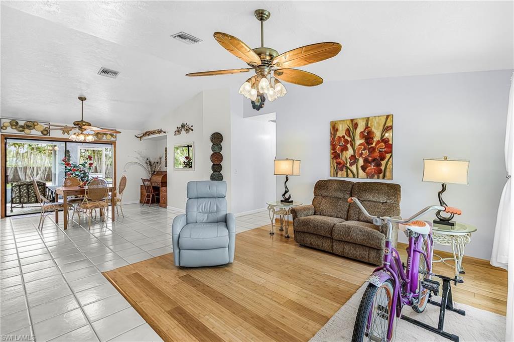 KREAMERS AVOCADO SUBD - Residential