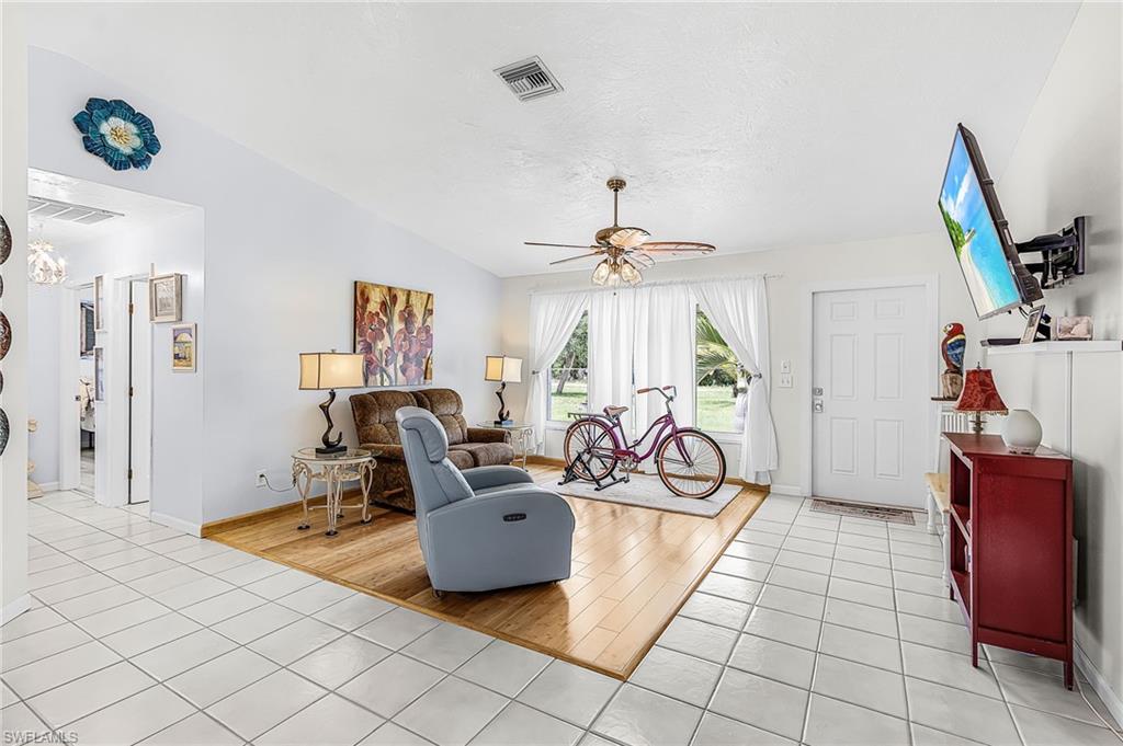 KREAMERS AVOCADO SUBD - Residential