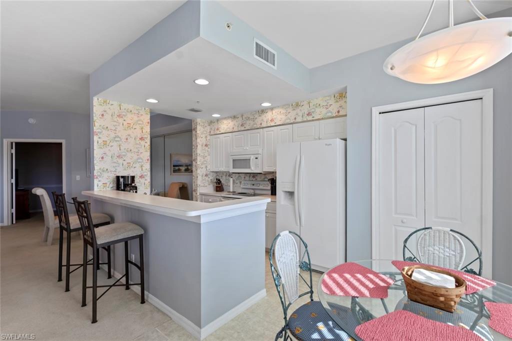 FAIRWAY ISLES - Residential