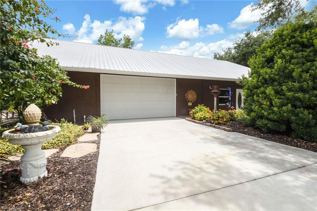BAYSHORE ESTATES SUBDIVISION - Residential