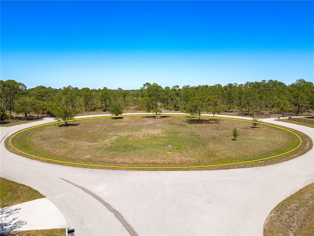Truly unique, one of a kind, cleared 1 acre homesite nestled in the beautiful community of Alva, FL. Envision designing and building your own dream home on this beautiful circular cul-de-sac lot. Now envision it fenced, surrounded with lush southern landscape and beautiful greenery. This is your opportunity to live in and experience one of the most beautiful areas of SouthWest Florida.
In close proximity to Babcock Ranch with it's modern conveniences including the new Publix, shopping, dining and entertainment. Quick access to boat ramps, nature trails, mountain bike trails, schools, Alva Park & Community Center, Caloosahatchee Regional Park and much much more! Come and enjoy all that SouthWest Florida has to offer. Lot dimensions are per Lee County Property Appraiser's website. Schedule your showing appointment today.