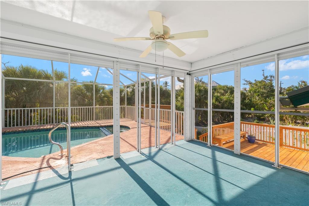 EAST ROCKS - Residential