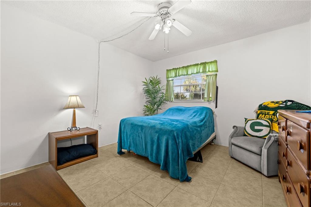 FOXMOOR CONDO - Residential