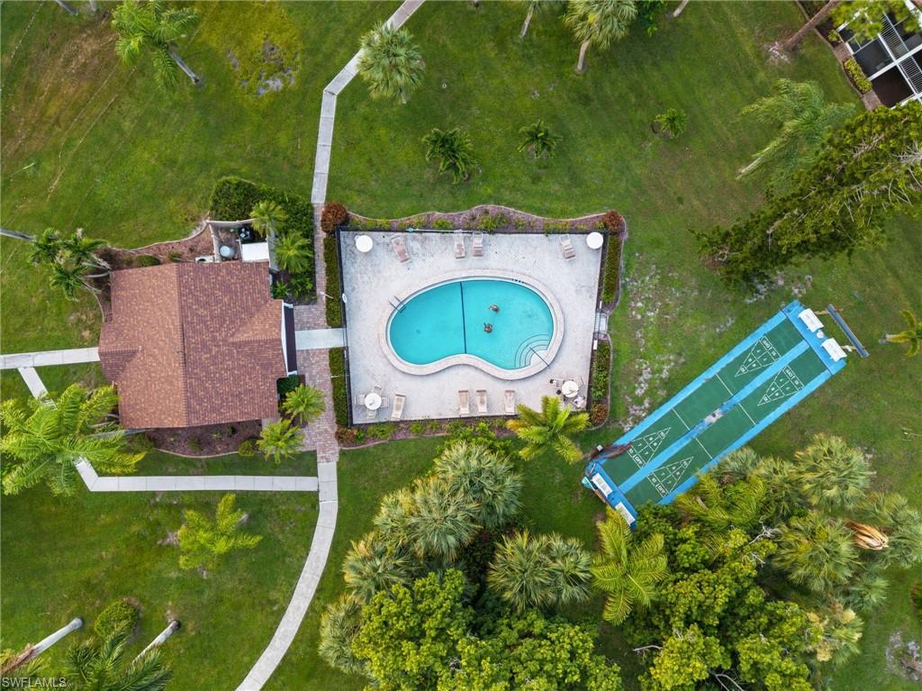 FOXMOOR CONDO - Residential