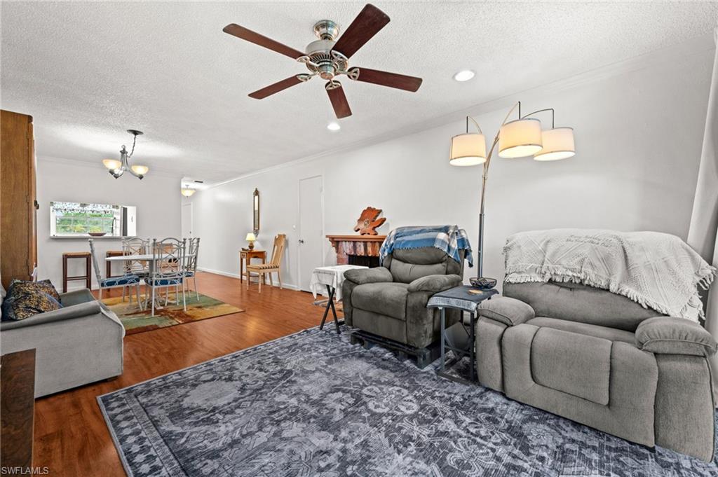 FOXMOOR CONDO - Residential