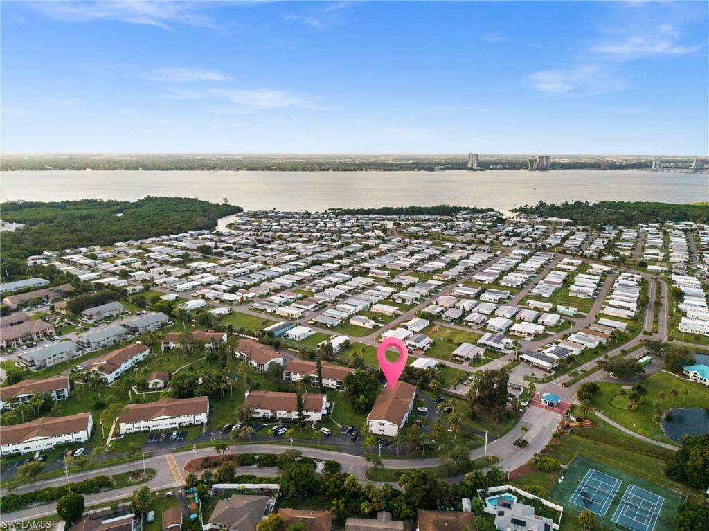 FOXMOOR CONDO - Residential