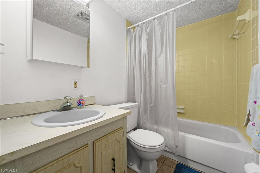 FOXMOOR CONDO - Residential