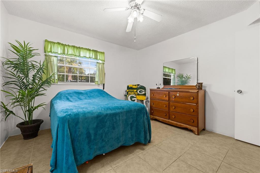 FOXMOOR CONDO - Residential