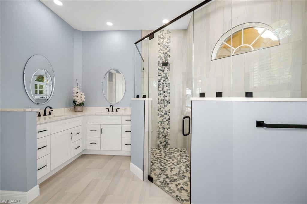 ROYAL PALM GOLF ESTATES - Residential