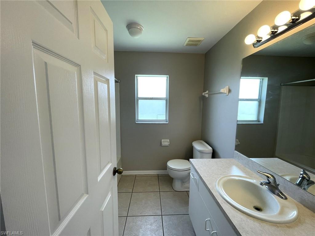 CAPE CORAL - Residential Lease