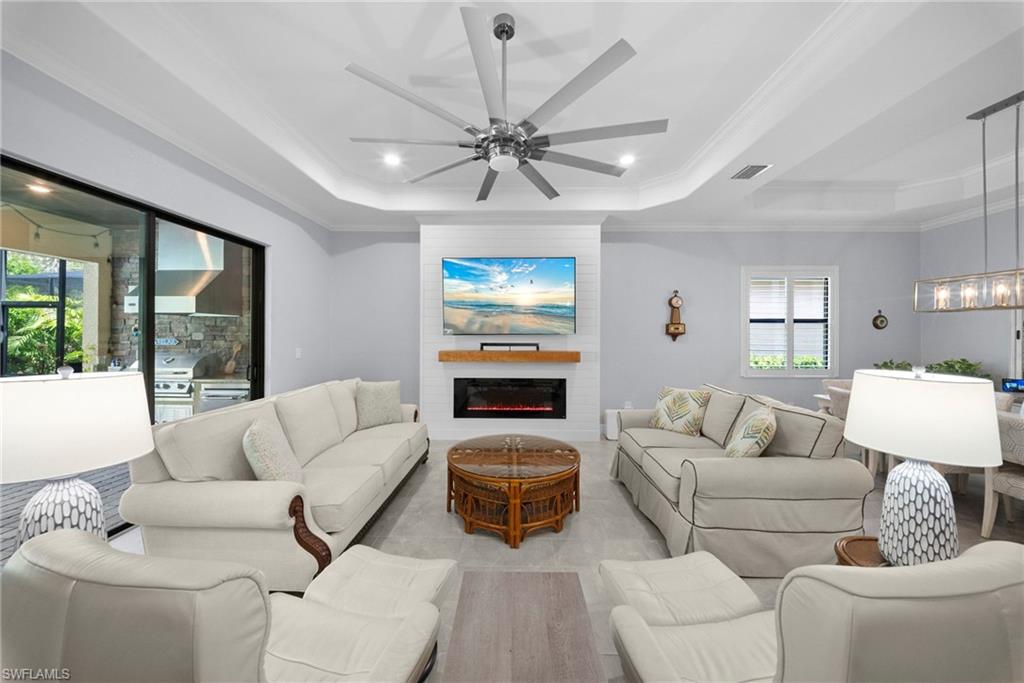 BONITA NATIONAL GOLF AND COUNTRY CLUB - Residential