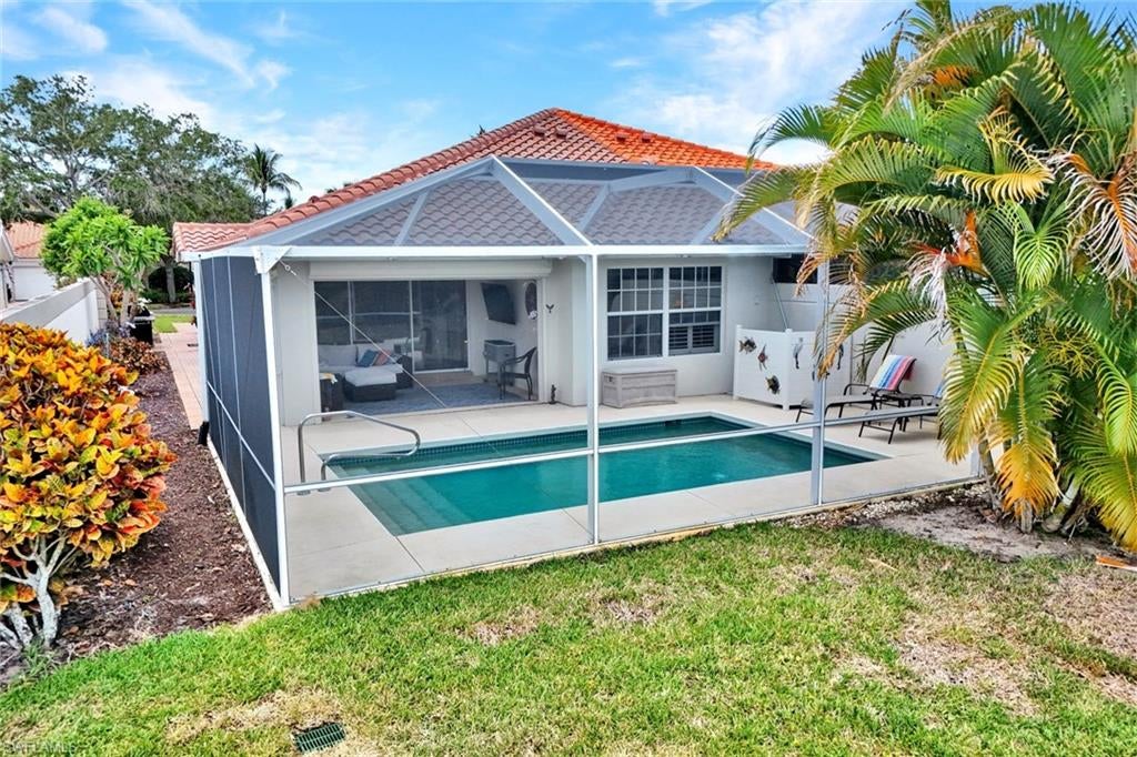 ISLAND WALK - Residential