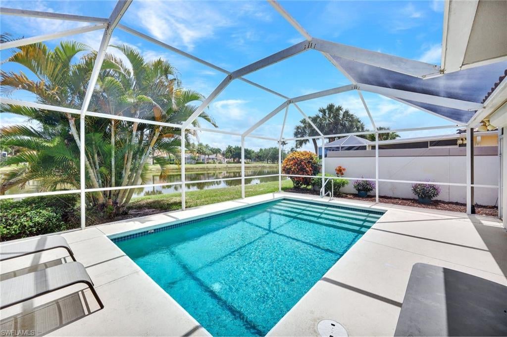 ISLAND WALK - Residential