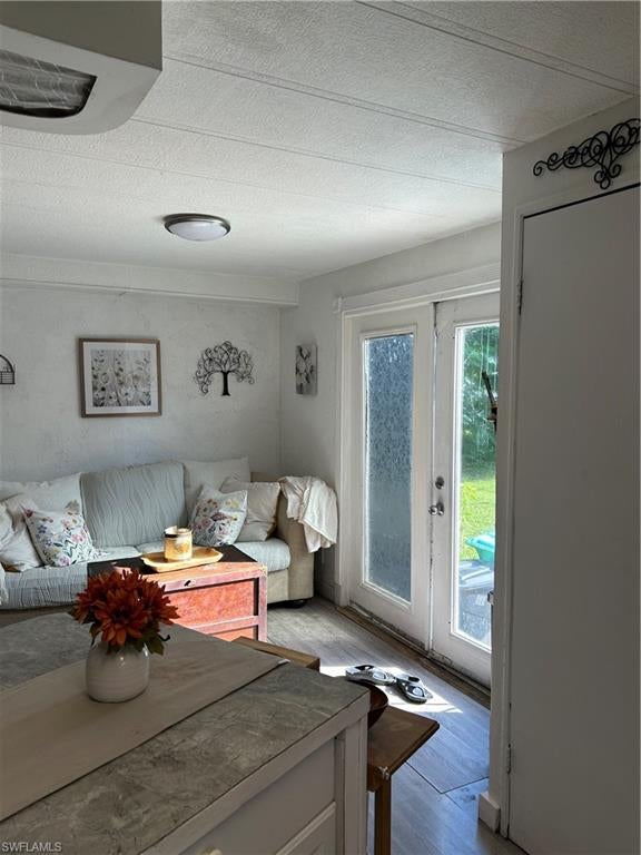SUNCOAST ESTATE - Residential