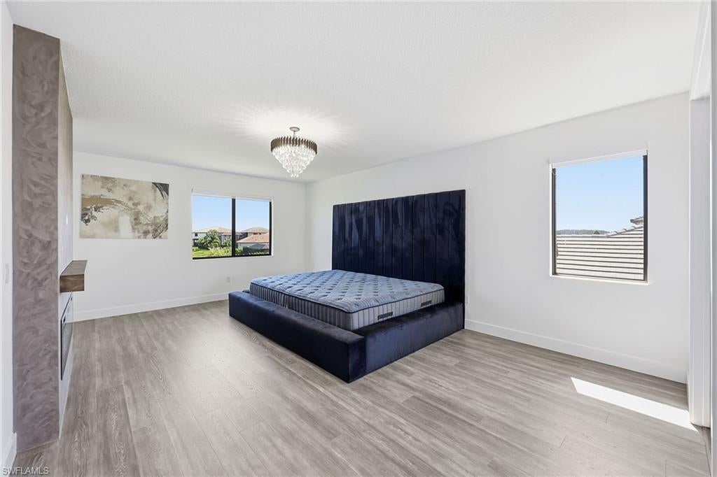 MAPLE RIDGE - Residential