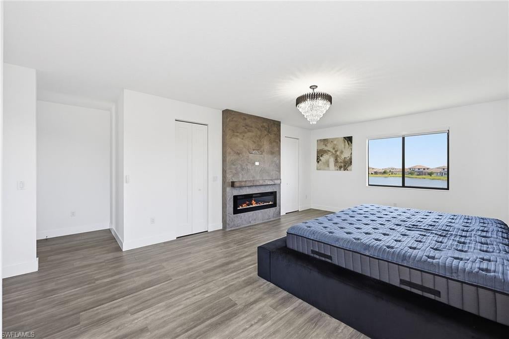 MAPLE RIDGE - Residential
