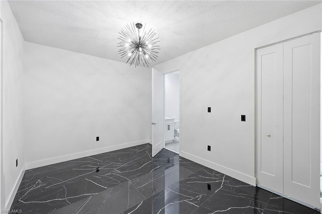 MAPLE RIDGE - Residential