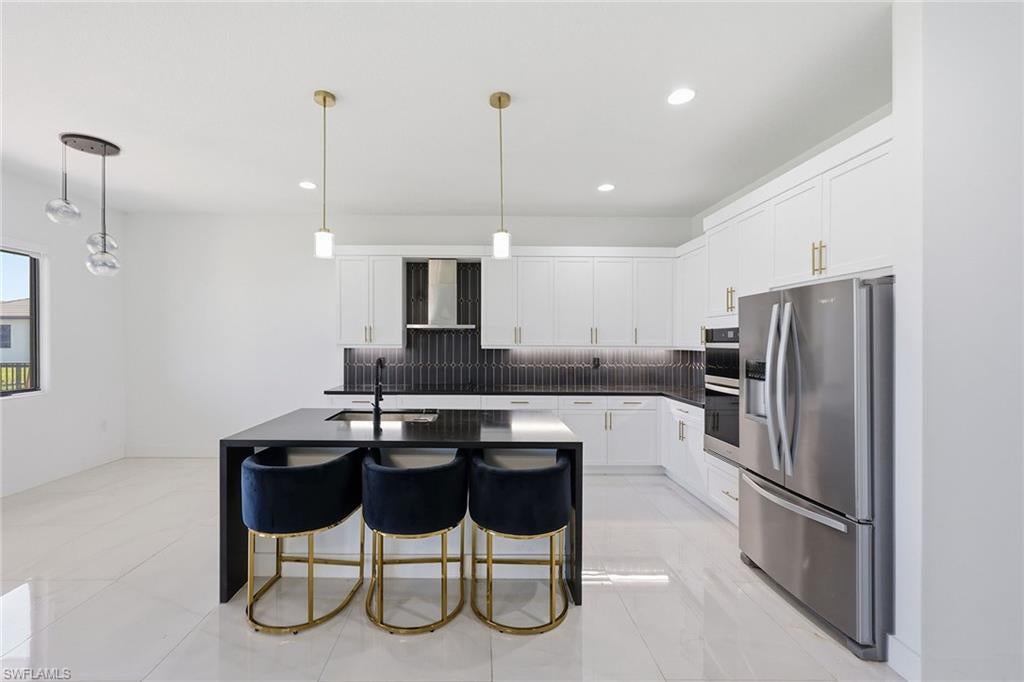 MAPLE RIDGE - Residential
