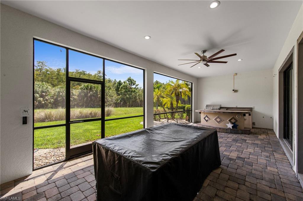 CORKSCREW SHORES - Residential